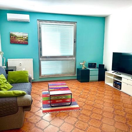 Apartament Aurora Gargen In Centro Triest Zewnętrze zdjęcie